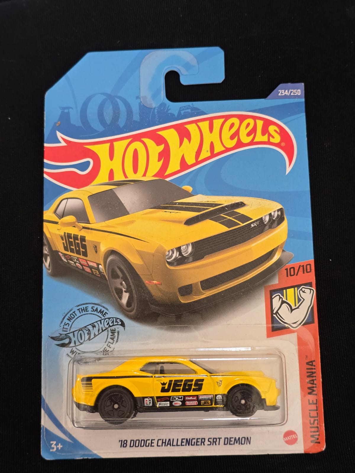 DODGE CHELLENGER SRT DEMoN YELLow  Very rare
